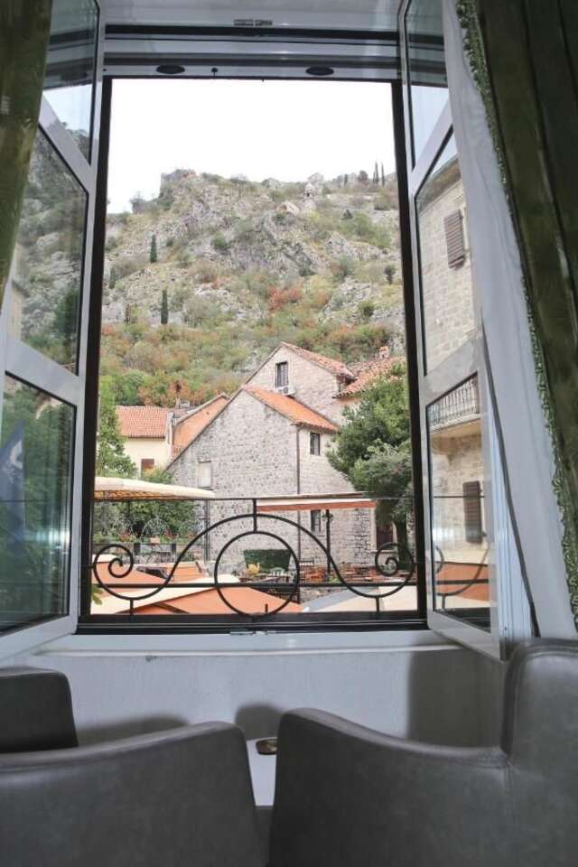 Апартаменты Old town Kotor Square Котор-7